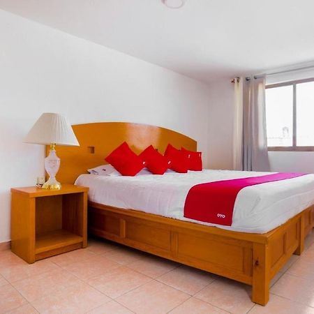 Oyo Hotel Montes, Atlixco Puebla Dış mekan fotoğraf