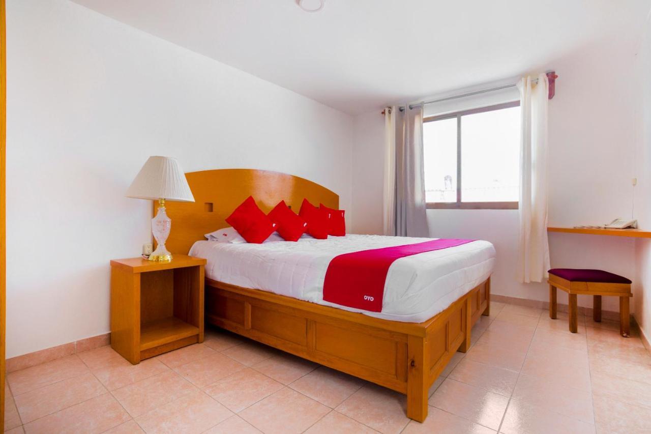 Oyo Hotel Montes, Atlixco Puebla Dış mekan fotoğraf